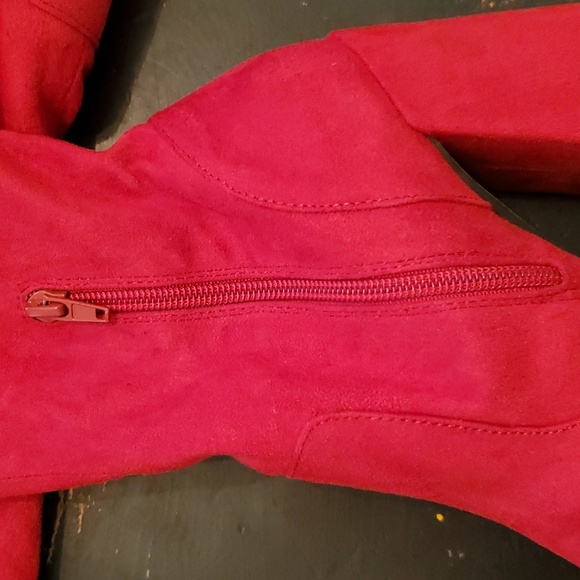 Jessica Simpson, Red Suede over the knee boot - Picture 4 of 7